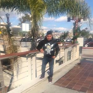 Meet your Posher, Lorenzo